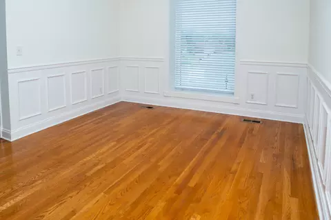 Living - 2703 Comer Dr, Murfreesboro, TN 37128 photo 3 of 3