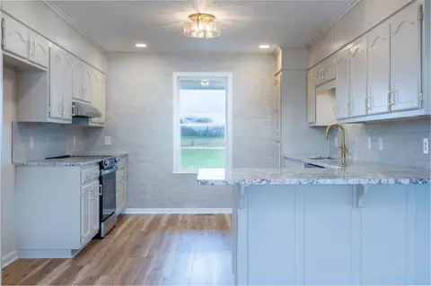 Kitchen - 105 Peppertown Rd, Loretto, TN 38469 photo 1 of 3