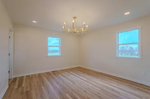 Bedroom - 105 Peppertown Rd, Loretto, TN 38469 photo 5 of 6