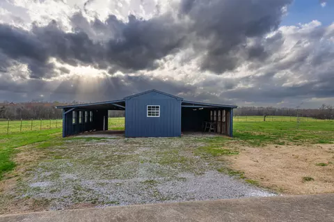 Exterior - 105 Peppertown Rd, Loretto, TN 38469 photo 12 of 13