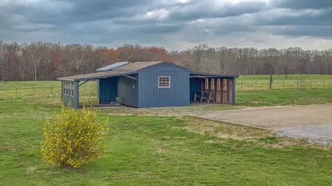 Exterior - 105 Peppertown Rd, Loretto, TN 38469 photo 11 of 13