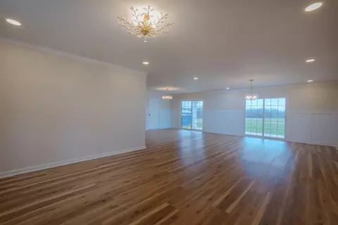 Living - 105 Peppertown Rd, Loretto, TN 38469 photo 2 of 4
