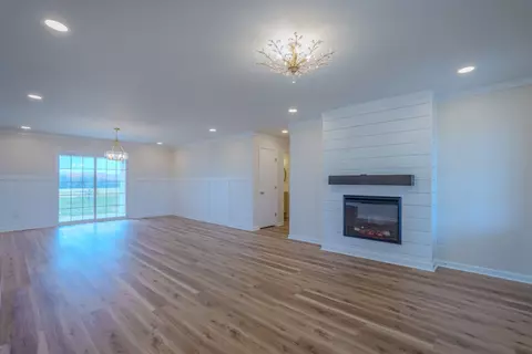 Living - 105 Peppertown Rd, Loretto, TN 38469 photo 1 of 4