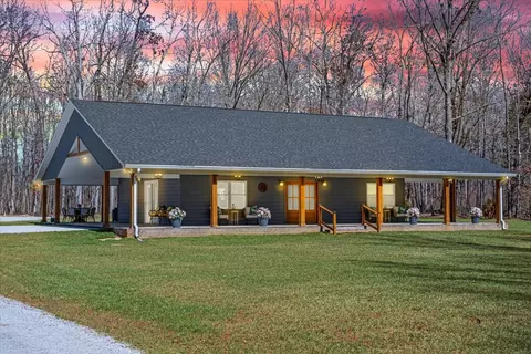 1534 Old Shelbyville Hwy, Tullahoma, TN 37388