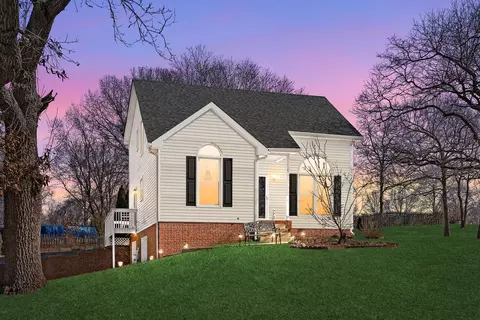 1735 Creekview Ct, Adams, TN 37010