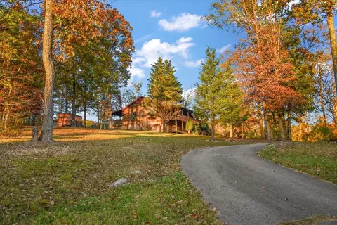 4810 Hampshire Pike SW, Hampshire, TN 38461