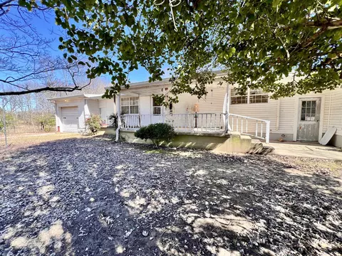 756 Capps Rd, Mcewen, TN 37101 photo 1