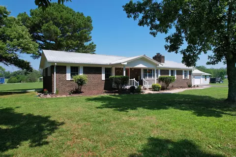 470 SE Armstrong Rd, Cleveland, TN 37323