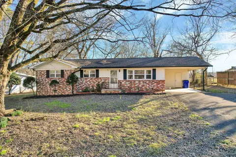 100 NE Sharon Dr, Cleveland, TN 37312