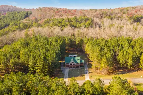 320 Mountain View Cir, Ocoee, TN 37361 photo 2