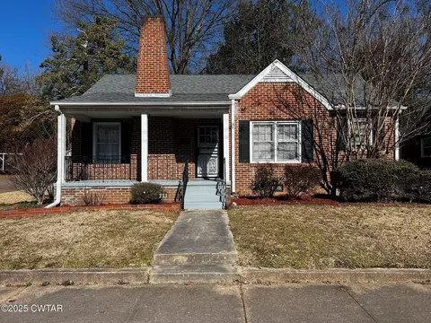223 W Grand St, Jackson, TN 38301