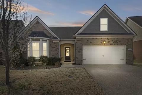 5826 Napa Valley Dr, Smyrna, TN 37167
