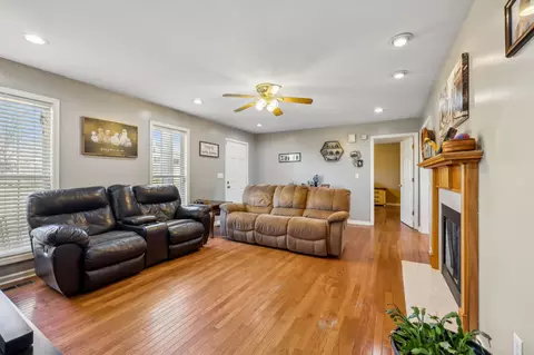 819 Blakemore Rd, Dickson, TN 37055 photo 9