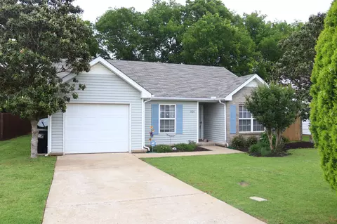 3020 Roscommon Dr, Murfreesboro, TN 37128