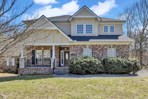 3905 Signature Ct, Smyrna, TN 37167