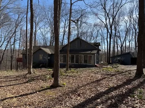 1199 Smith Chapel Rd, Shelbyville, TN 37160