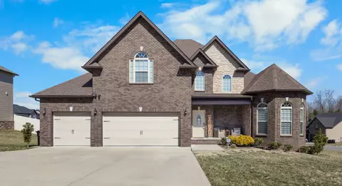 866 Terraceside Cir, Clarksville, TN 37040