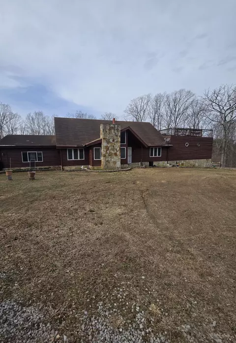 306 Cottrell Ridge Rd, Dover, TN 37058