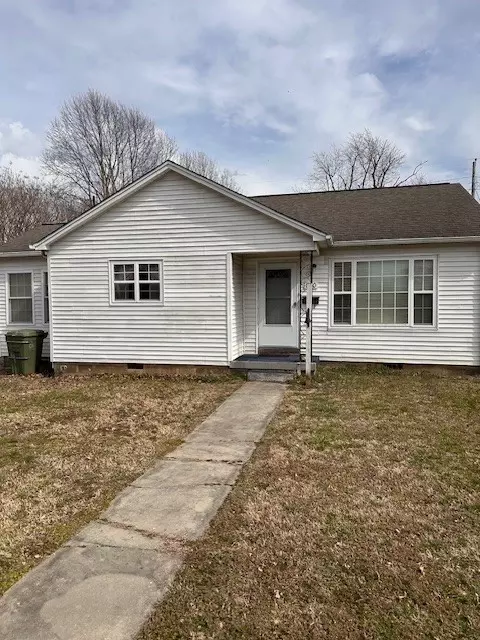 820 Mahr Ave, Lawrenceburg, TN 38464