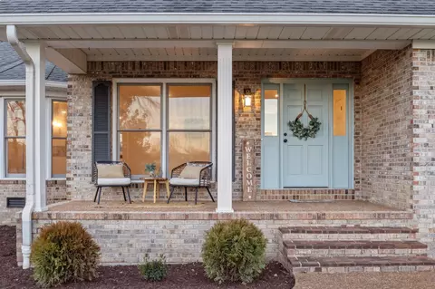 Exterior - 183 Old Jackson Hwy, Loretto, TN 38469 photo 2 of 11