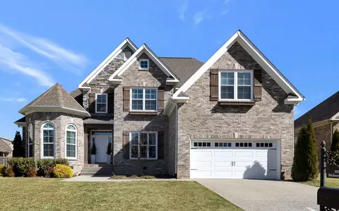 5011 Brickway Ct, Spring Hill, TN 37174