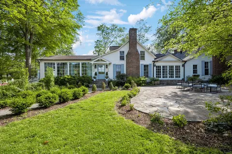 2079 Old Hillsboro Rd, Franklin, TN 37064