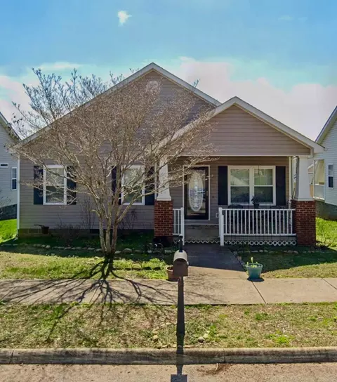 614 Stratford Ave, Sweetwater, TN 37874
