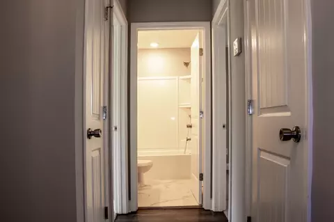 Entry Way - 1194 Berra Dr, Springfield, TN 37172 photo 2 of 2