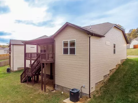 Exterior - 1194 Berra Dr, Springfield, TN 37172 photo 3 of 3