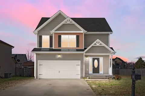 537 Falkland Cir, Clarksville, TN 37042
