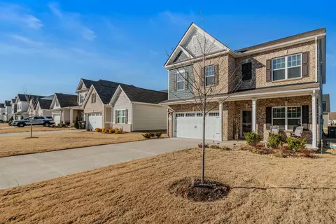 Exterior - 3634 Capstone Dr, Murfreesboro, TN 37128 photo 2 of 5
