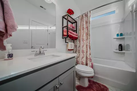 Bath - 3634 Capstone Dr, Murfreesboro, TN 37128 photo 4 of 5