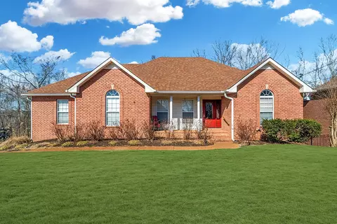 114 S High Ridge Dr, Goodlettsville, TN 37072