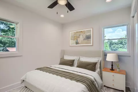 Bedroom - 313 W Walnut St, Dickson, TN 37055 photo 1 of 14