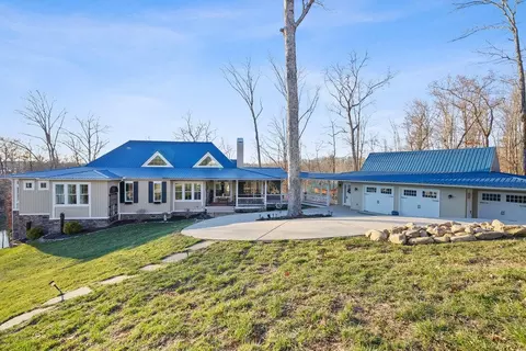 160 Waterside Dr, Ten Mile, TN 37880