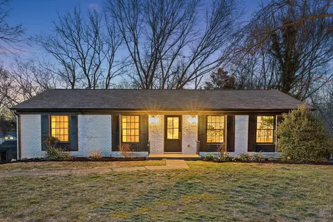 342 Binkley Dr, Nashville, TN 37211
