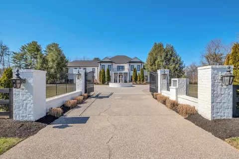 305 Granny White Pike, Brentwood, TN 37027