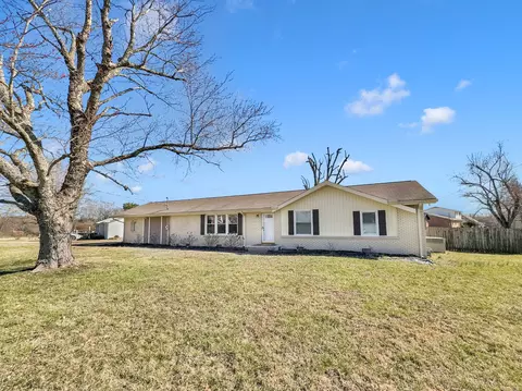 305 Vine St, Old Hickory, TN 37138