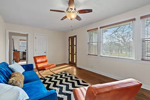 2812 Barclay Dr, Nashville, TN 37206