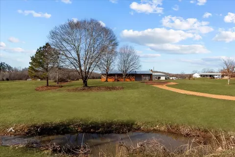 8239 Old Highway 13, Hurricane Mills, TN 37078
