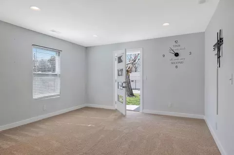 Entry Way - 147 Columbia Ave, Centerville, TN 37033 photo 1 of 3