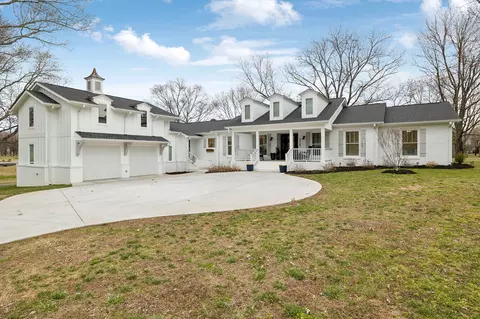 215 Valley Ridge Rd, Franklin, TN 37064