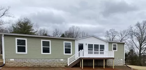 585 Hidden Valley Cir, Mcminnville, TN 37110