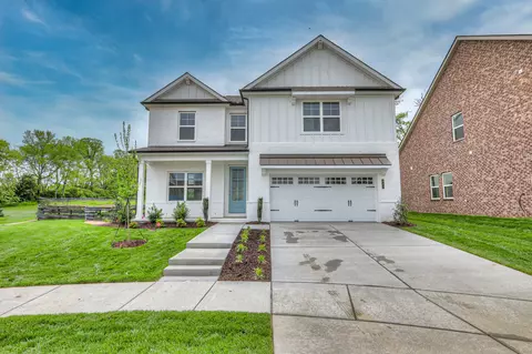444 Triple Crown Cir, Gallatin, TN 37066