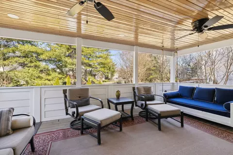 Exterior - 305 Devonshire Dr, Franklin, TN 37064 photo 6 of 15
