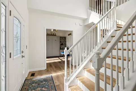Entry Way - 305 Devonshire Dr, Franklin, TN 37064 photo 2 of 9