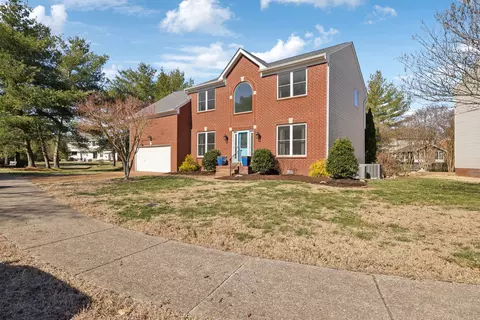 Exterior - 305 Devonshire Dr, Franklin, TN 37064 photo 2 of 15