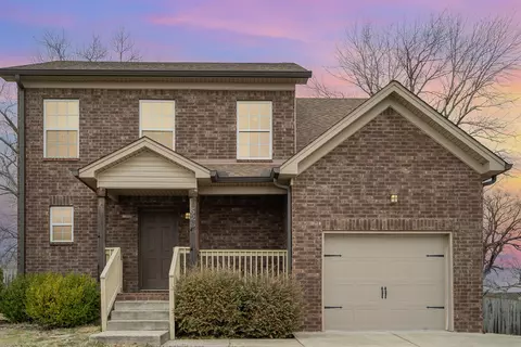 529 Twyla Dr, Lebanon, TN 37087