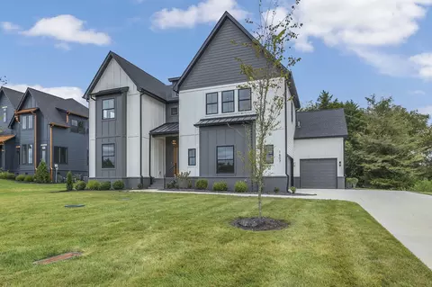 1607 Martha Washington Way, Murfreesboro, TN 37130