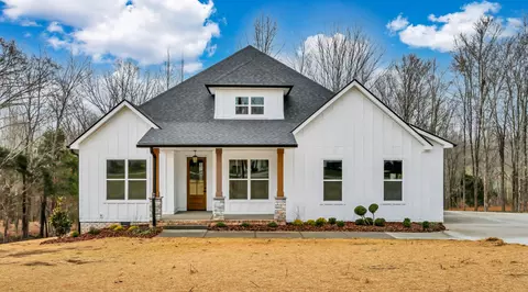 2670 Jarrell Ridge Rd, Clarksville, TN 37043